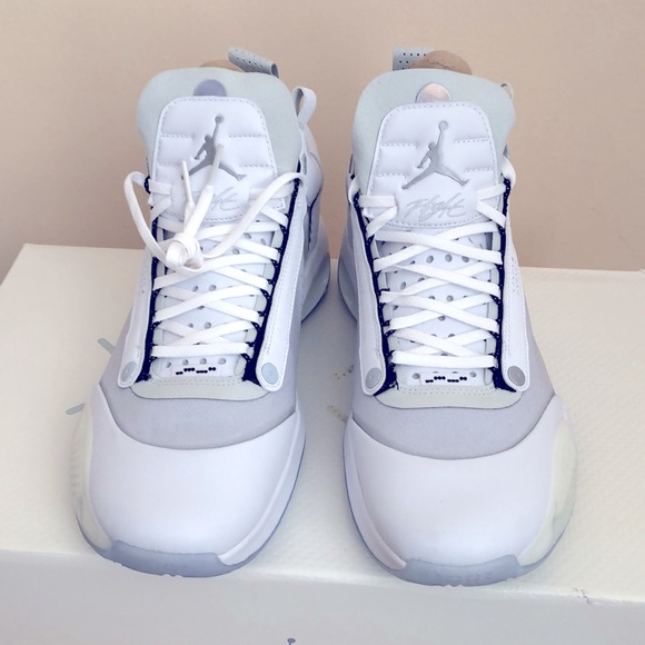 NIKE AIR JORDAN XXXIV LOW ‘PURE MONEY’ SNEAKERS - Picture 4 of 15